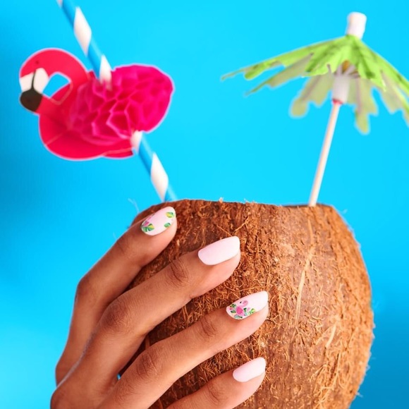 Color Street Flamin-goals Dry Polish + Bonus - Picture 4 of 4